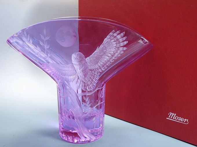 Moser モーゼル クリスタル アレキサンドライトカラー グラヴィールカット Moser モーゼル クリスタル アレキサンドライトカラー グラヴィール