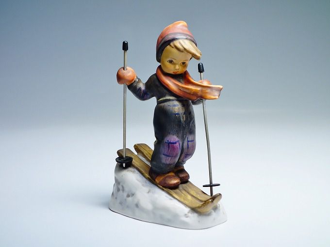 ゲーベルのフンメル人形（スキーをする少年） | 東京世田谷の買取専門