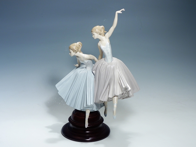 Lladro (リヤドロ) フィギュリン 「二人でバレエ」 | 東京世田谷の買取